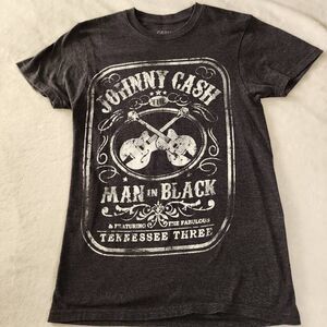 CASH Johnny Cash Man In Black Graphic Tshirt Size Small